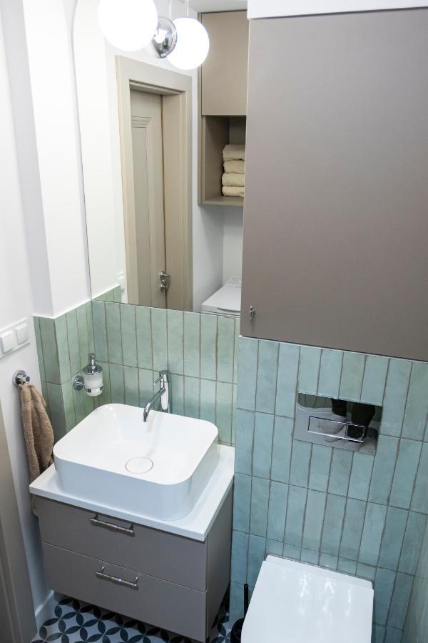 Apartament Przy Metrze Wierzbno Z Nuta Vintage Warschau Exterior foto