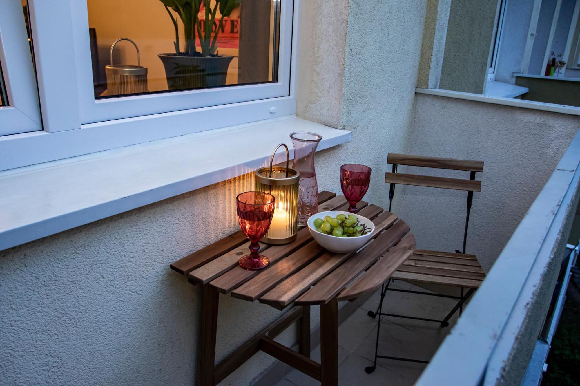 Apartament Przy Metrze Wierzbno Z Nuta Vintage Warschau Exterior foto